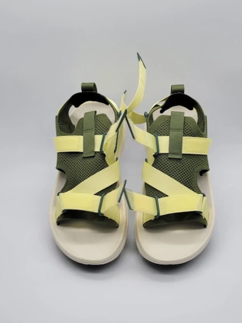 TEVA Aventrail Men’s Trail Running Hiking Sandals Green  Size 10 NWOB
